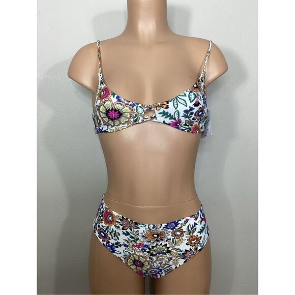 New O’Neill floral hi waisted bikini set. XS-top/S-bottom. Retails $119 - Picture 2 of 15